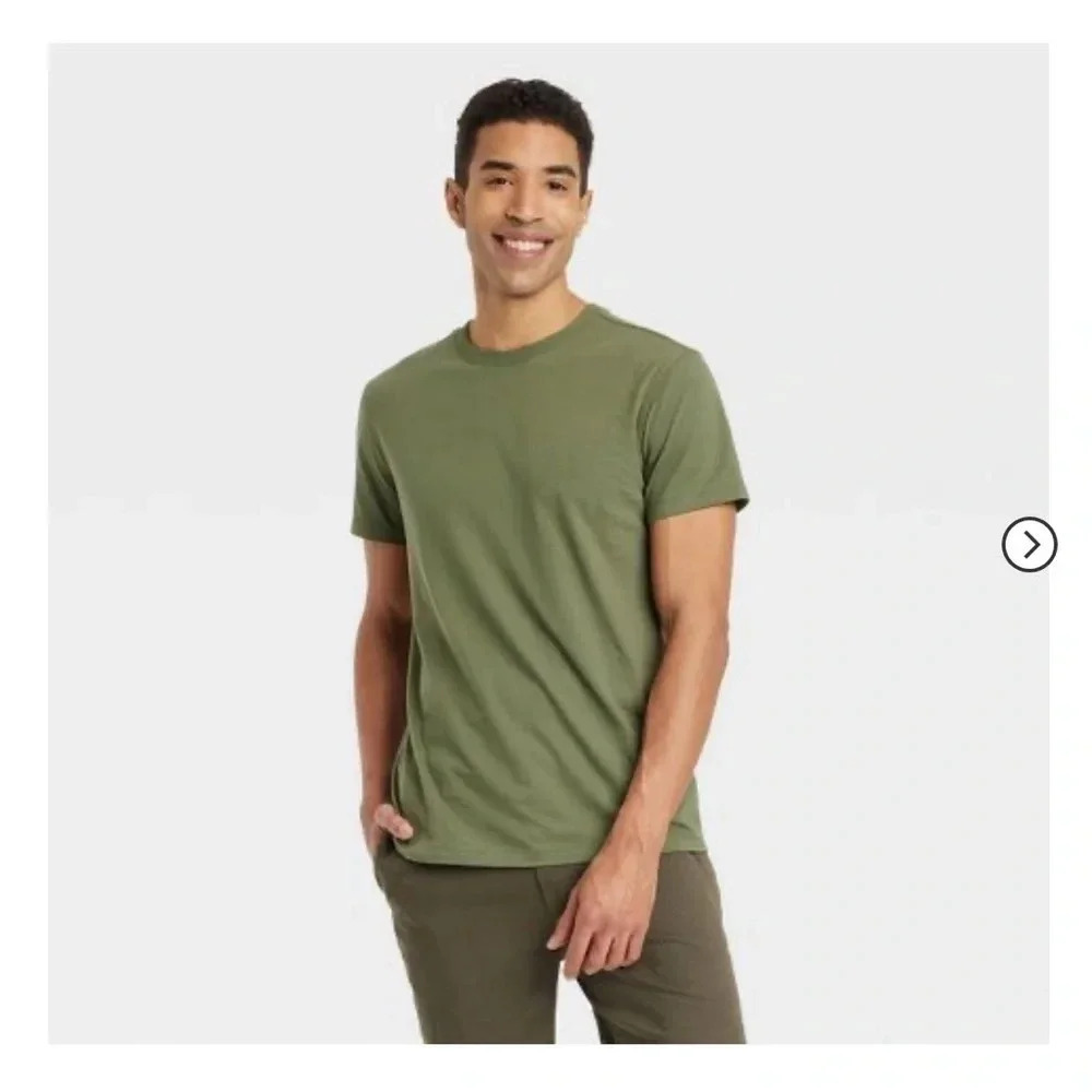 Goodfellow Olive Green T-shirt size medium short sleeve cotton blend crewneck